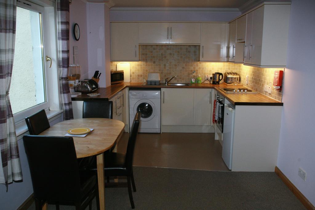 Glenlochy Nevis Bridge Apartments 포트 윌리엄 외부 사진